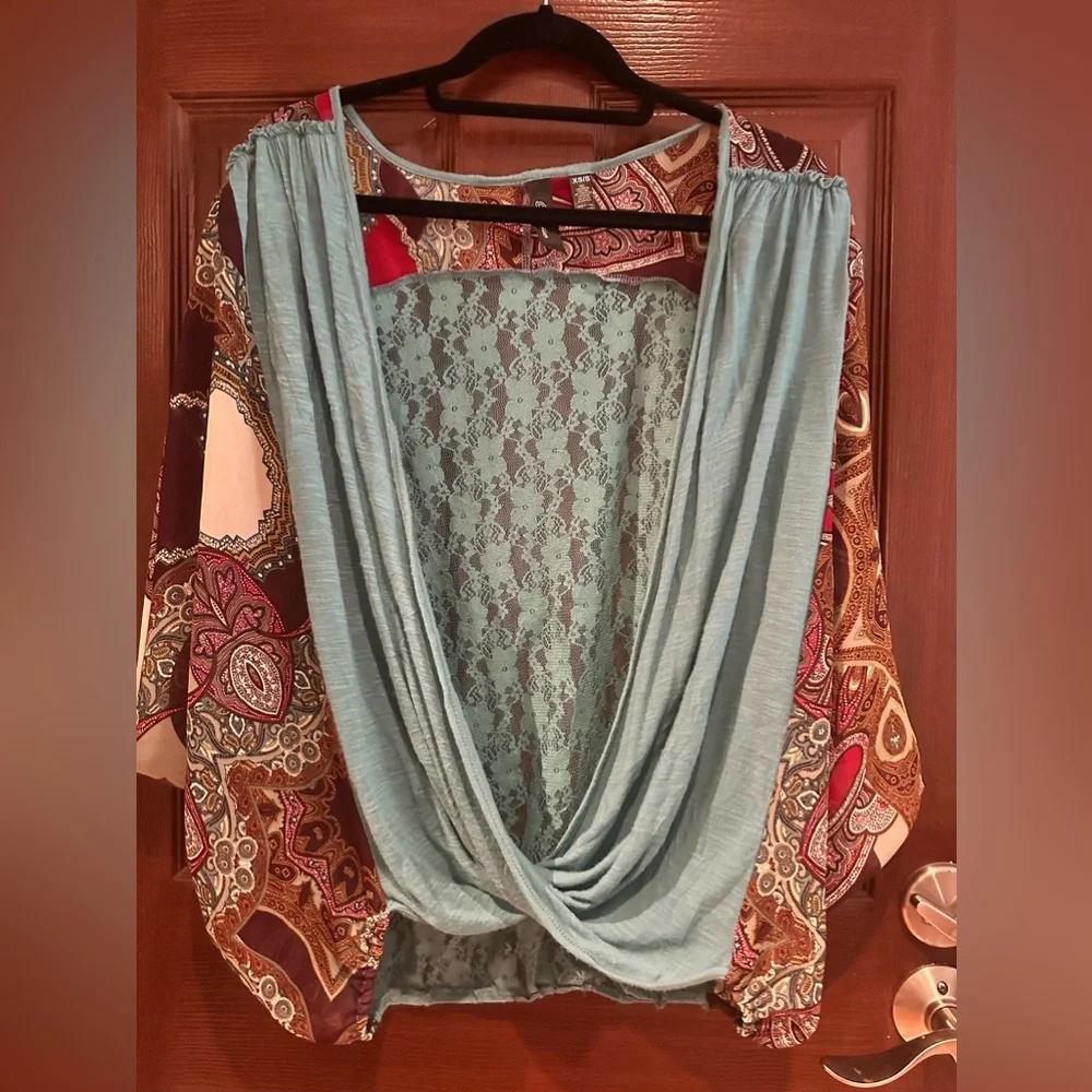 Boutique Blouse - Picture 1 of 2